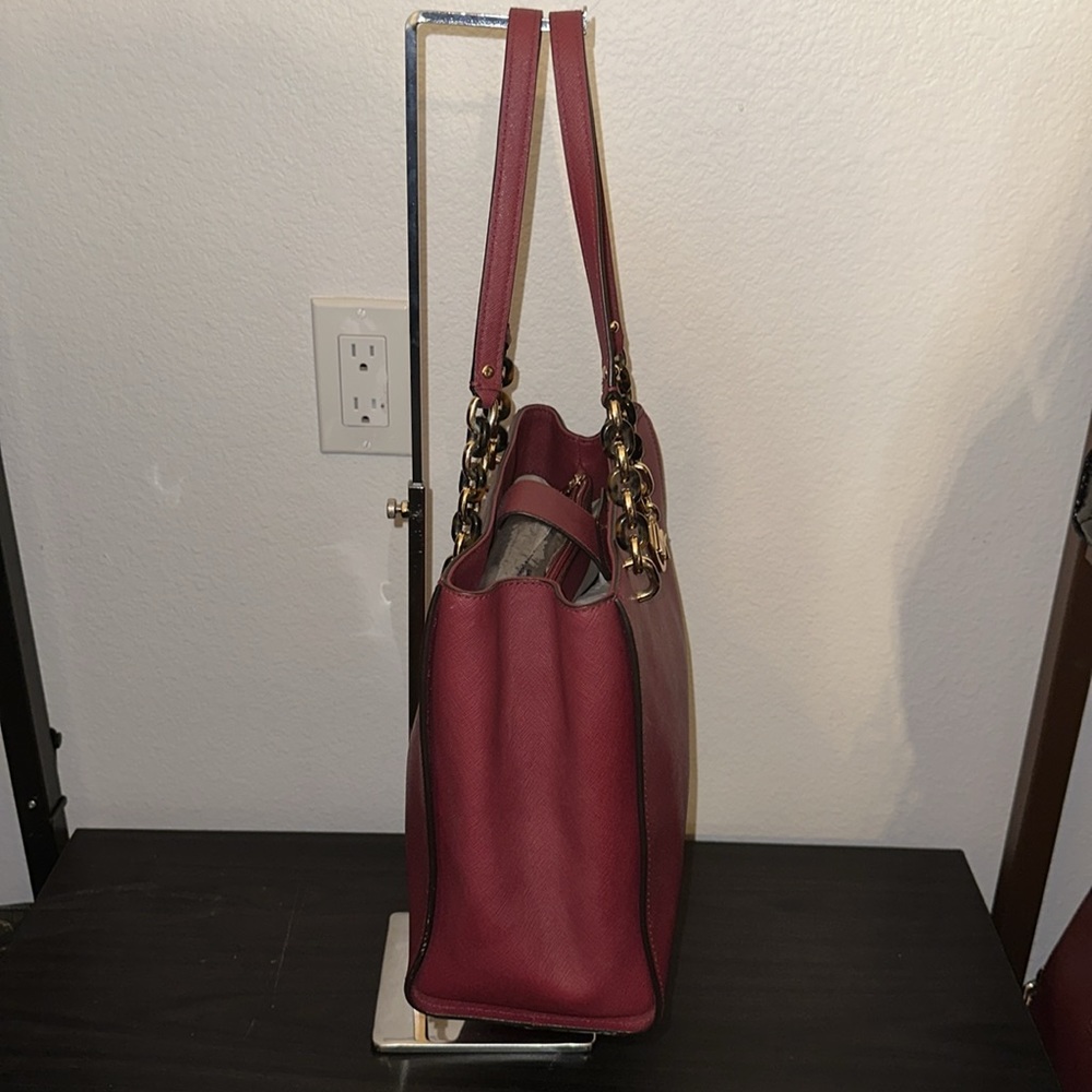 Michael Kors  MD Cynthia Cross Grain Leather Satchel - Picture 5 of 10